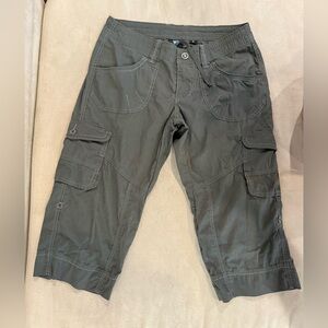Kuhl Kontra Capri Womens Size 2 Convertible Hiking Shorts Roll Tab Cargo Utility